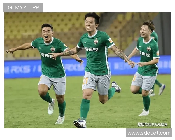 深度分析深圳篮球队防守反击战术的核心策略与执行细节 深度分析深圳篮球队防守反击战术的核心策略与执行细节